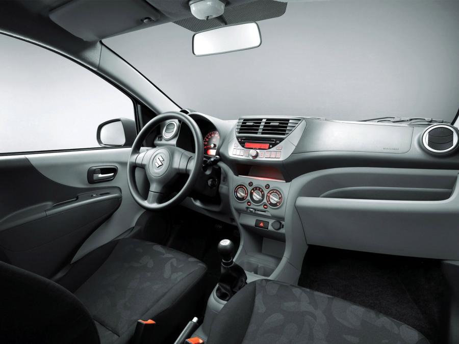  Suzuki Alto Concept 2009 года  (фото 12 из 16)
